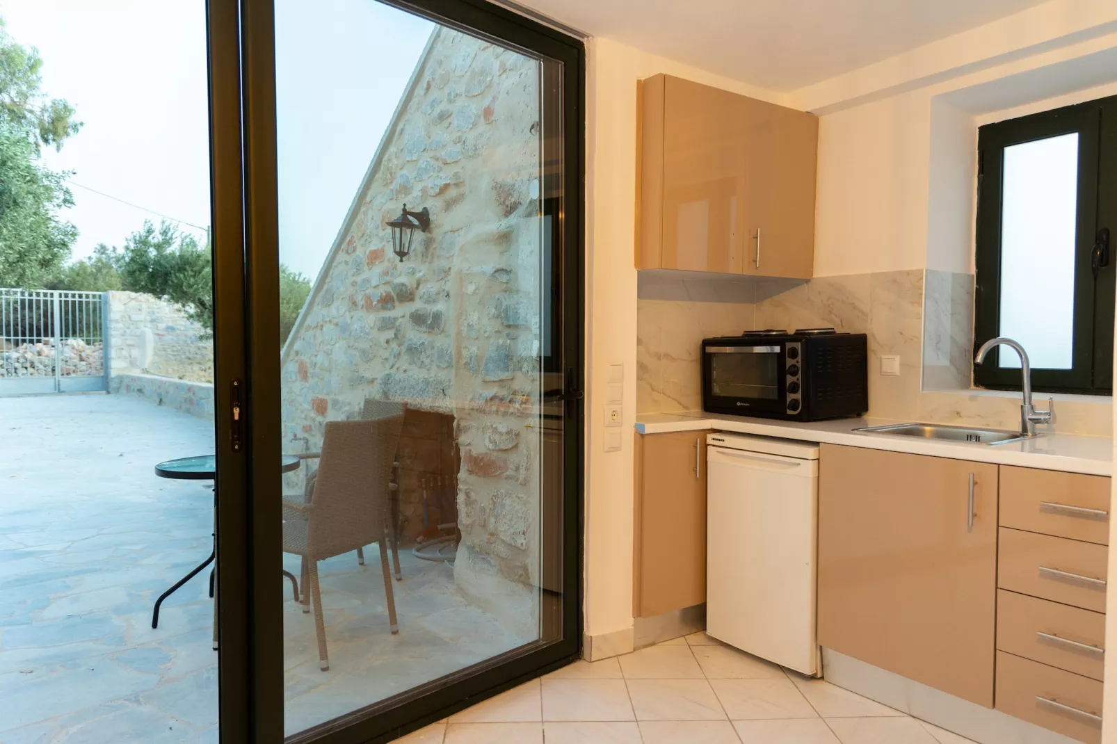 Mani Tsopakas Residences - Avli Studio-Kitchen