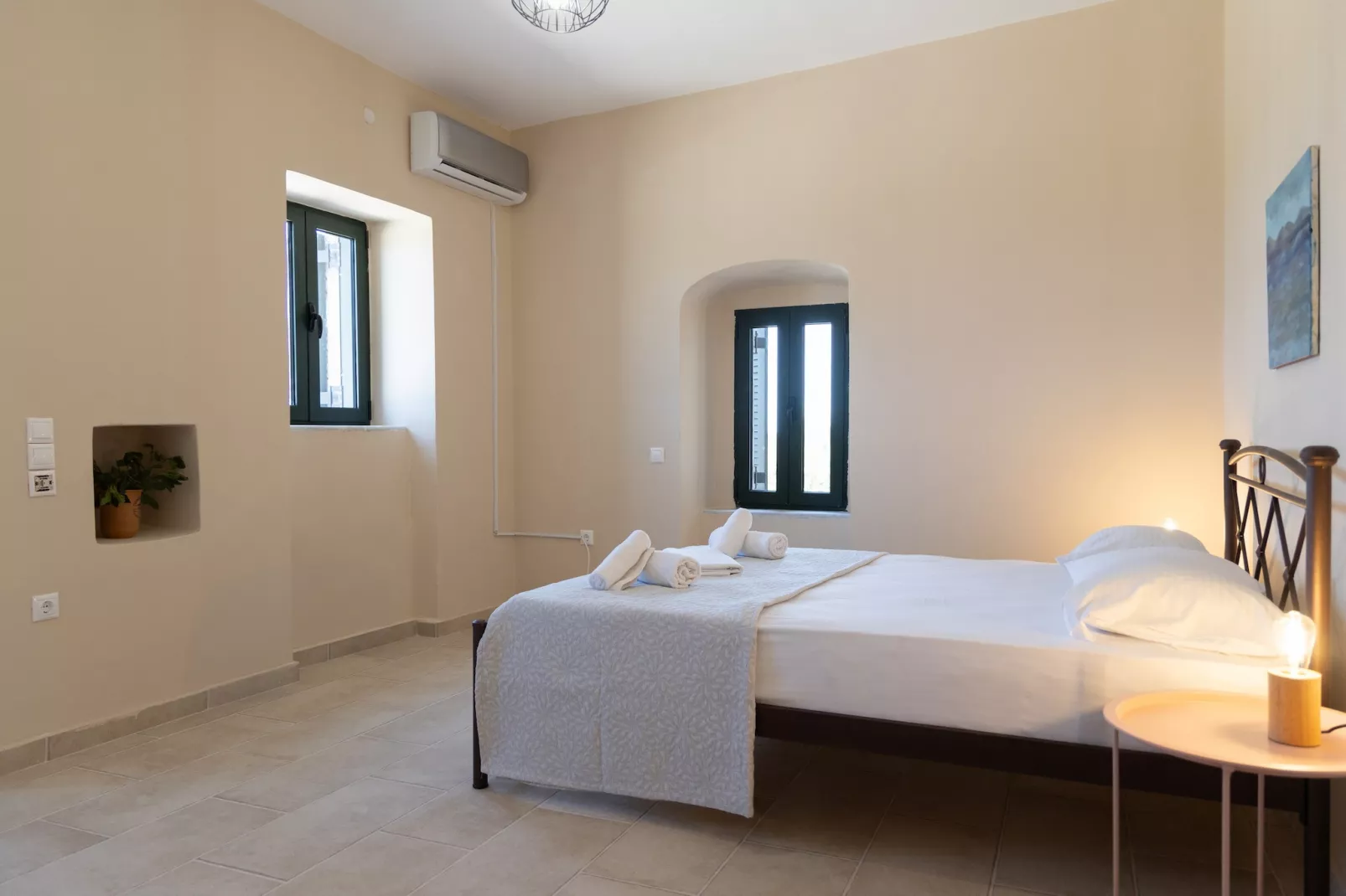 Mani Tsopakas Residences - Koudounopetra Apartment-Schlafzimmer