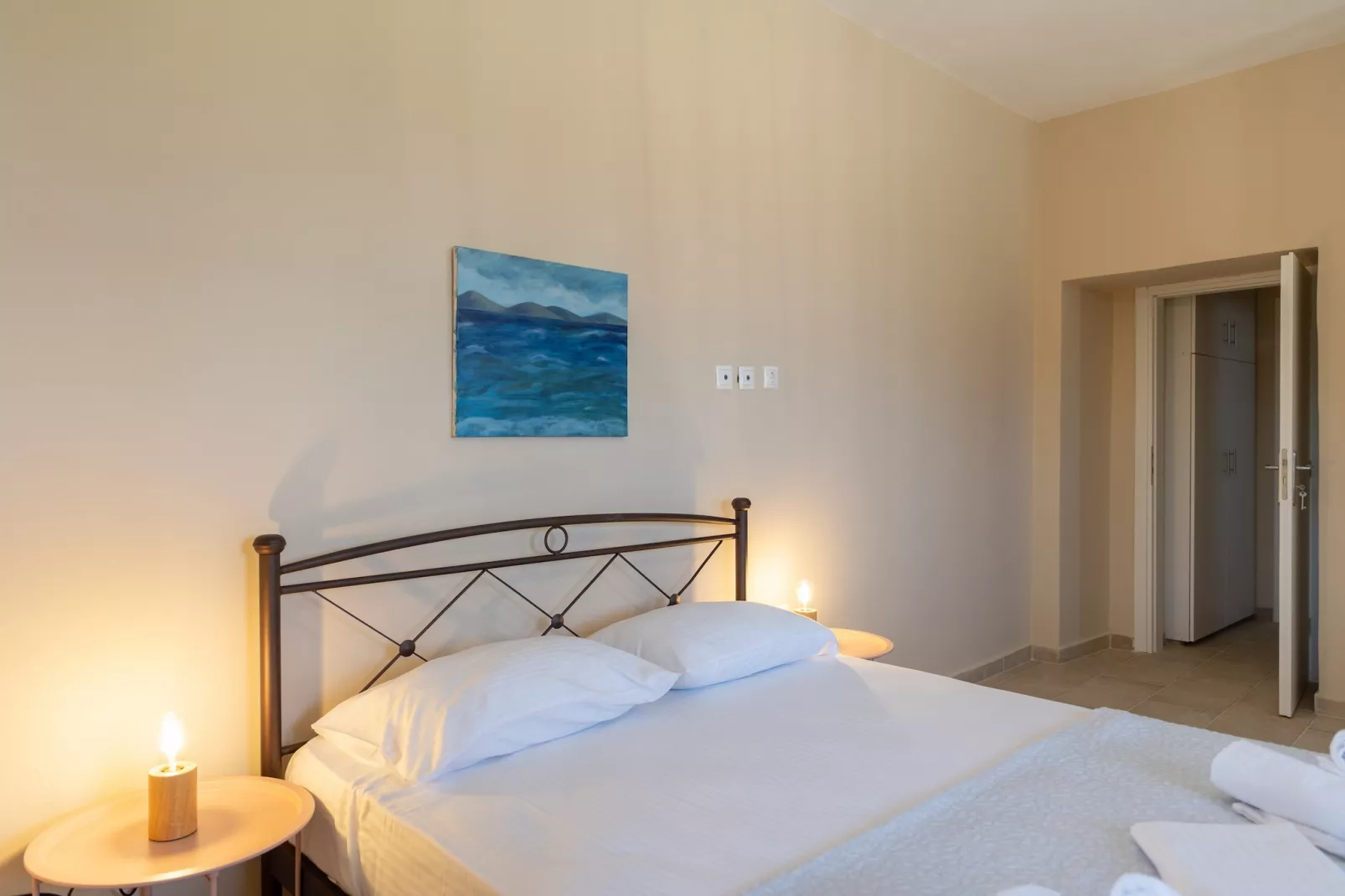 Mani Tsopakas Residences - Koudounopetra Apartment-Schlafzimmer
