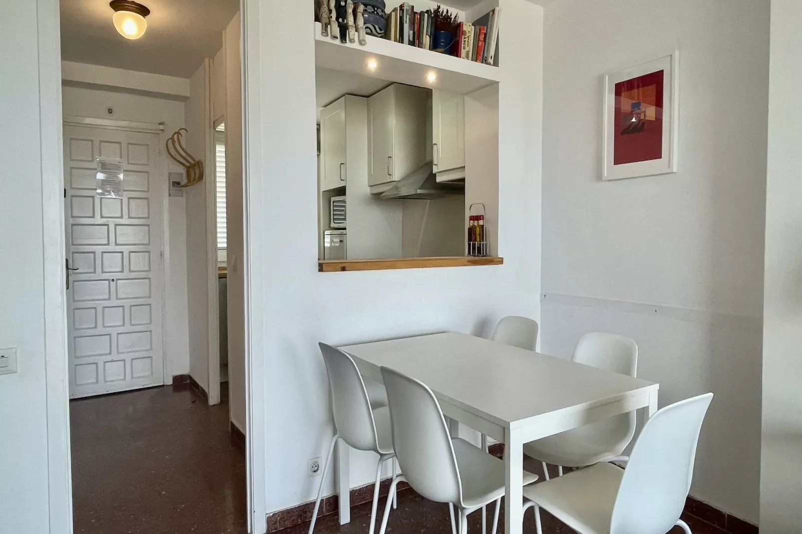 CATALONIA 4-8-Dining room