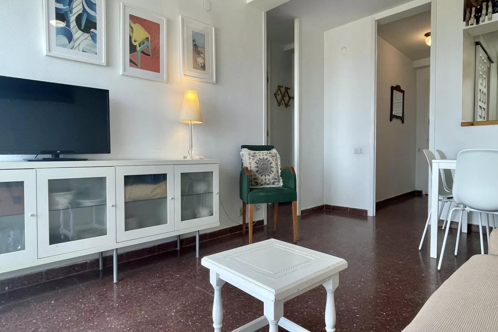 CATALONIA 4-8-Living room