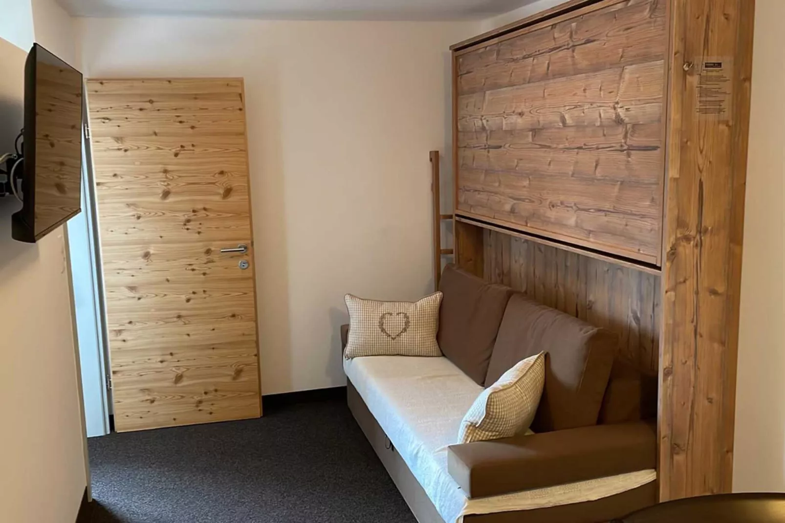 Naviser Hütte Wohnung Kreuzjoch 142-Salon