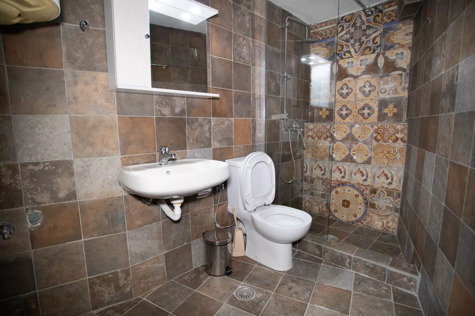 Mani Tsopakas Residences - Nest Studio-Bathroom