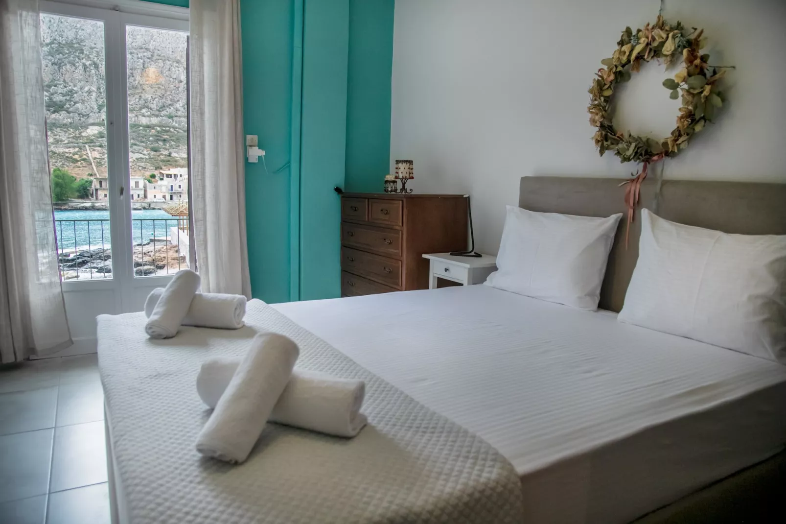 Gerolimin Blue-Bedroom