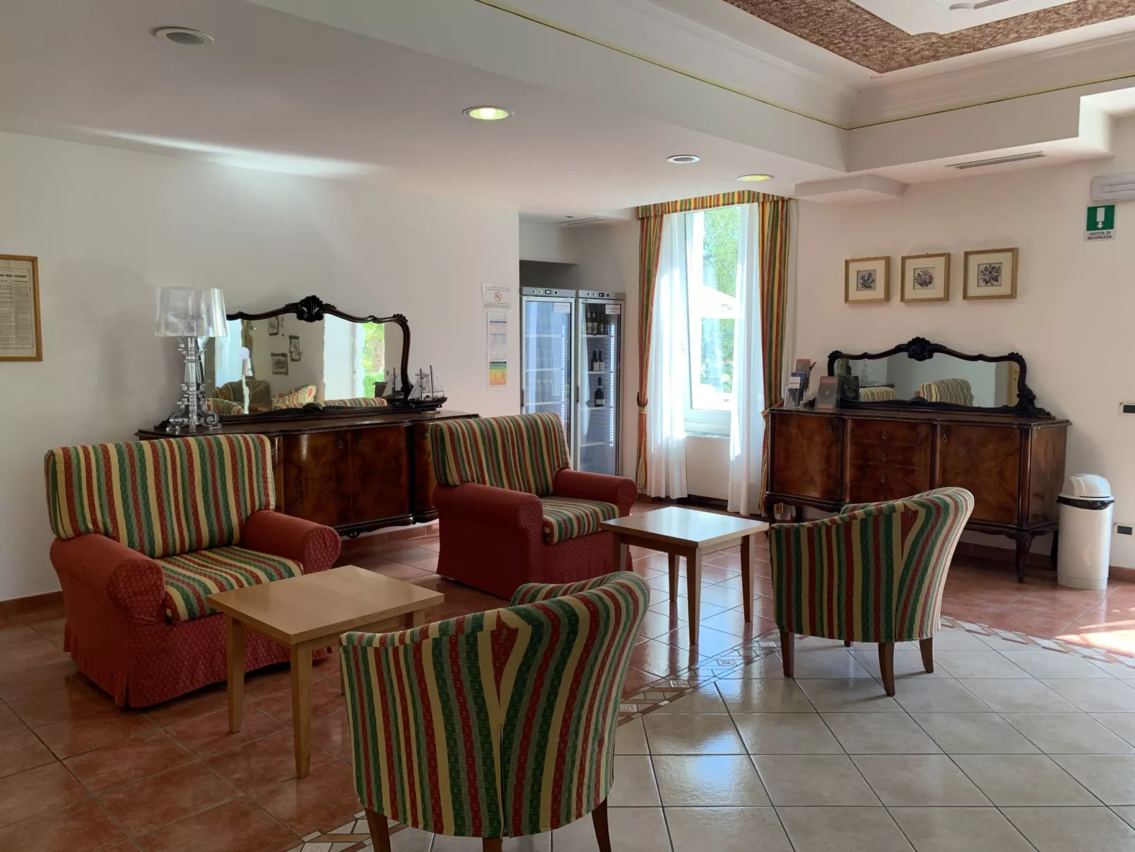 Englo Vacanze-Inside