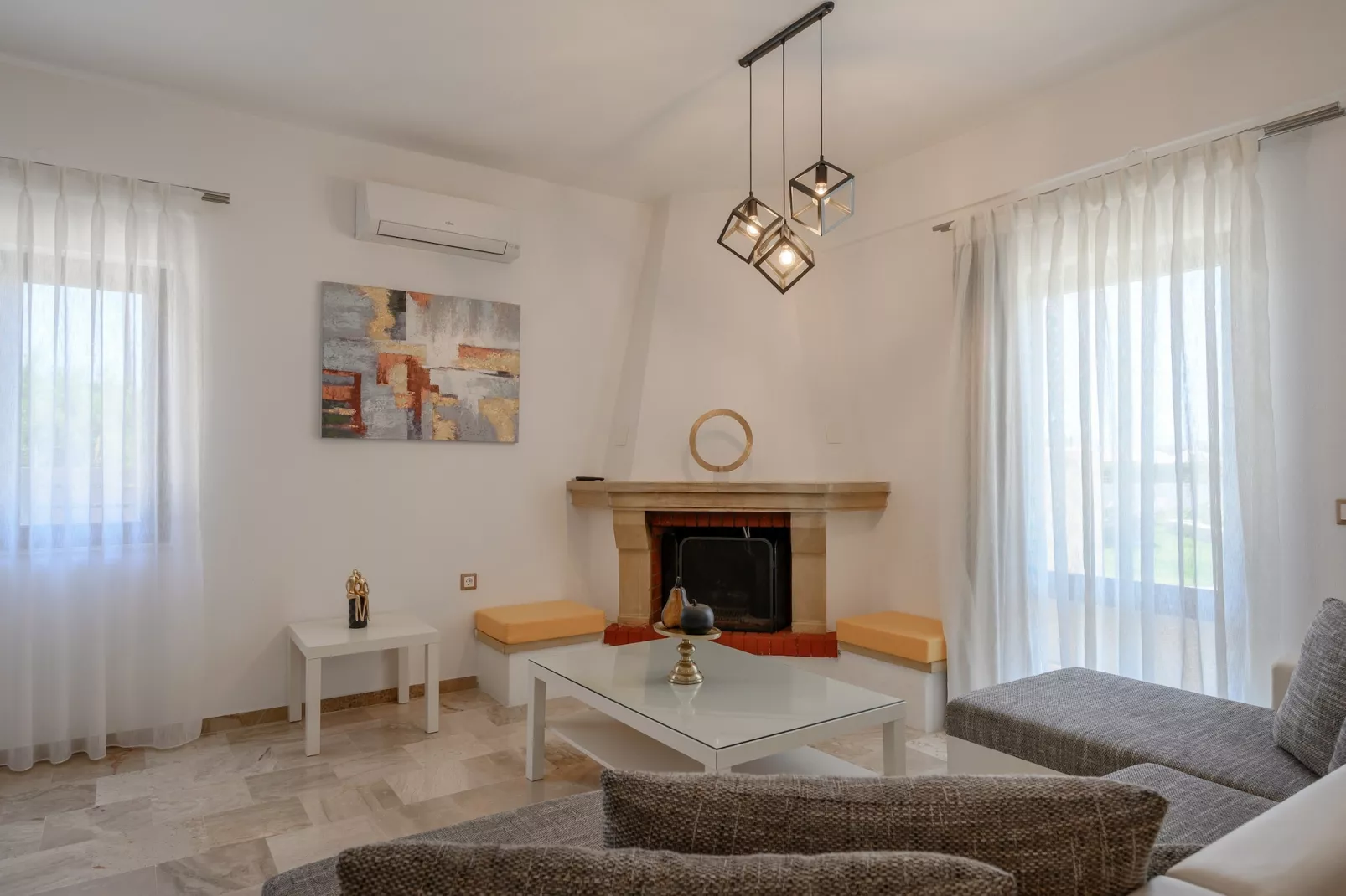 Vigla-Living room