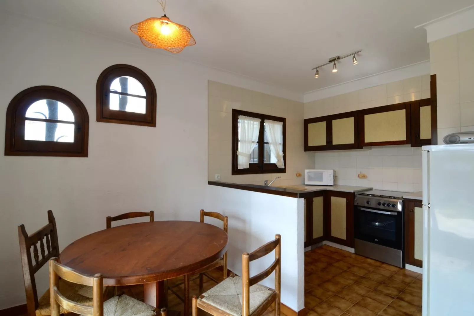 VALL GRAN 02-Kitchen