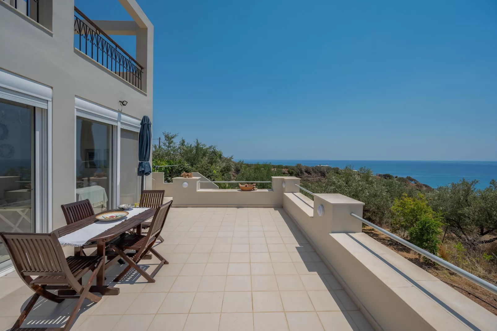 Gallery House-Terrace balcony