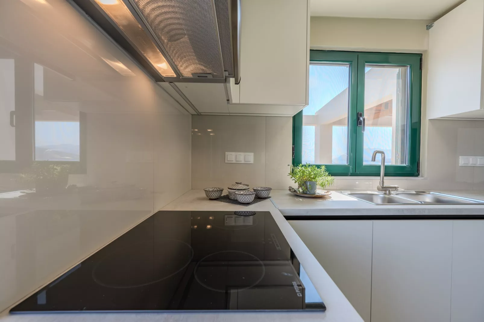 Gallery Apartment-Kitchen