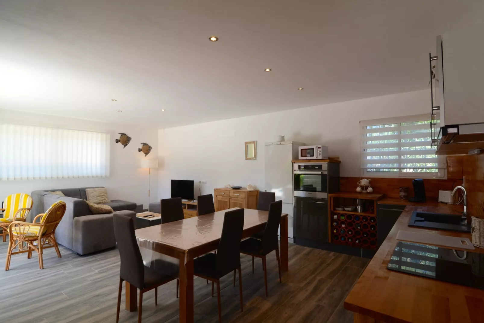 VILLA MONTGO-Esszimmer