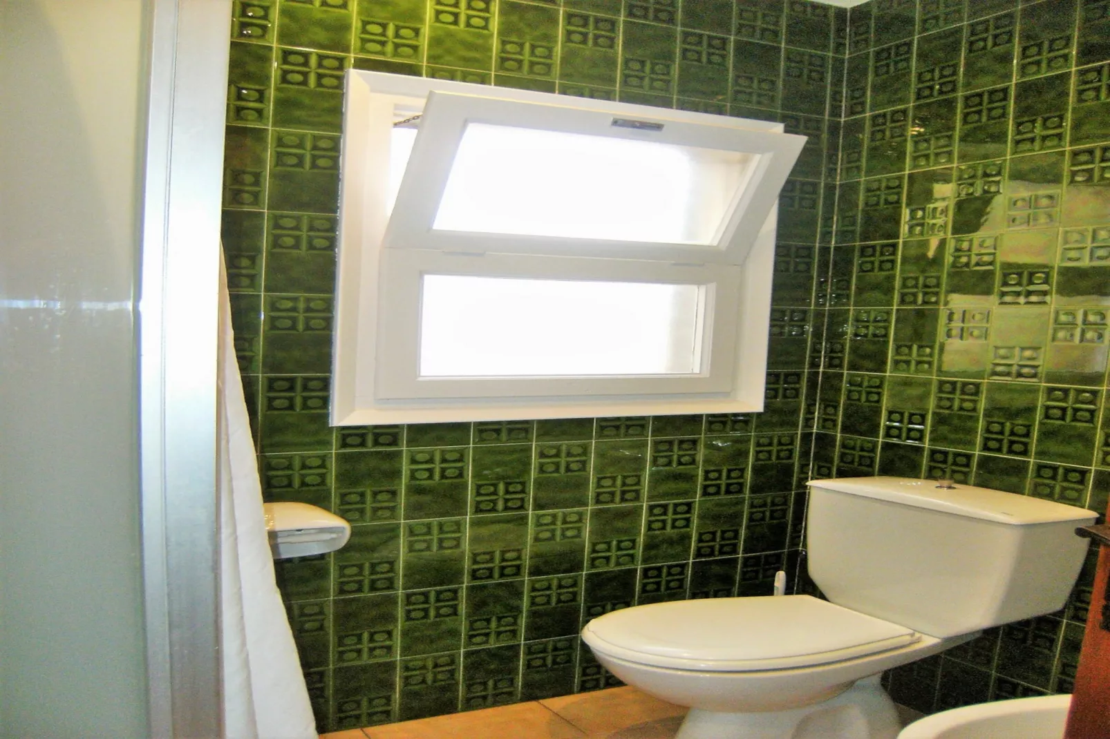 APARTAMENT ARTS 3-Bathroom