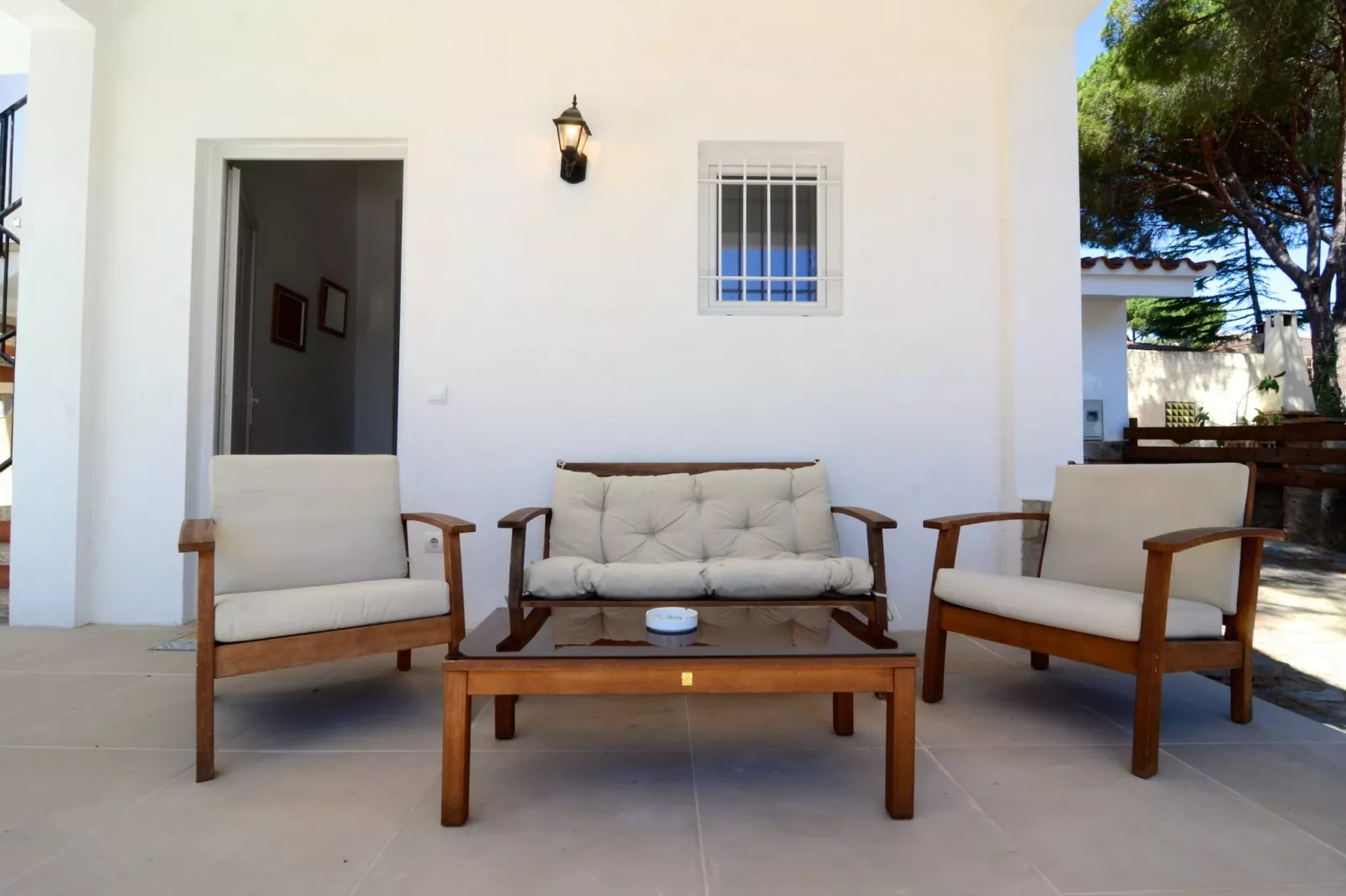 VILLA MONTGO-Terrasse