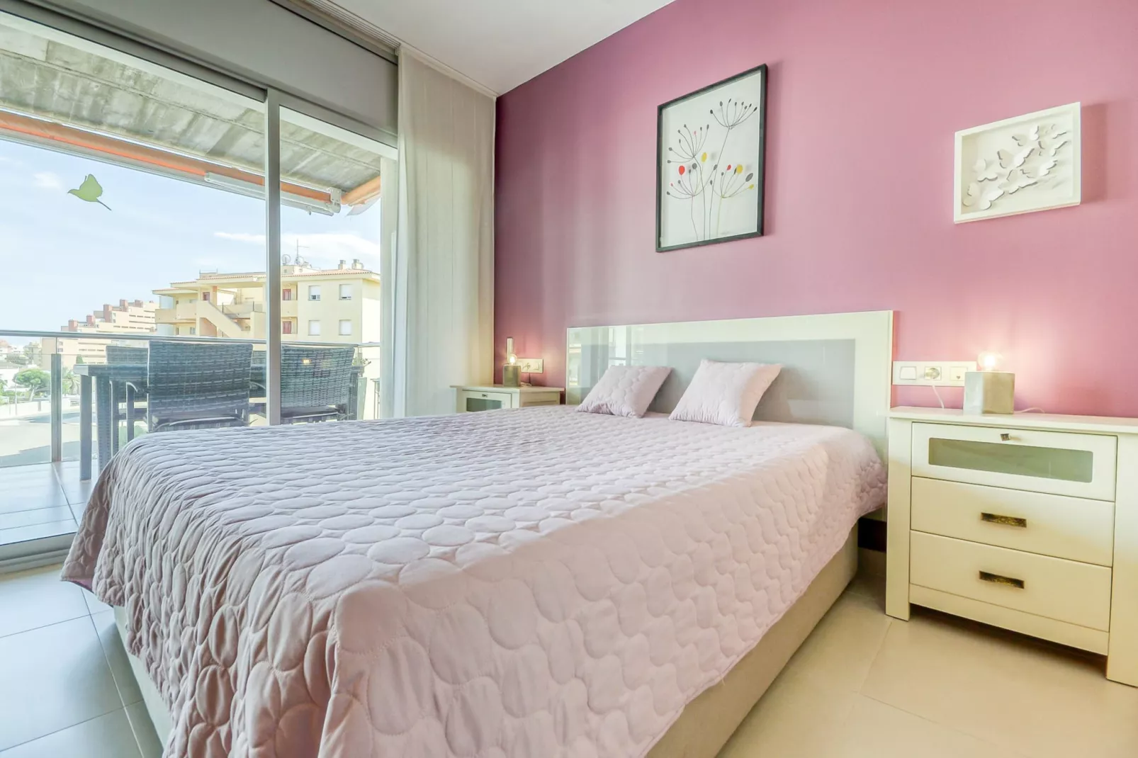 MARINES MESTRAL 3 5 Roses-Bedroom