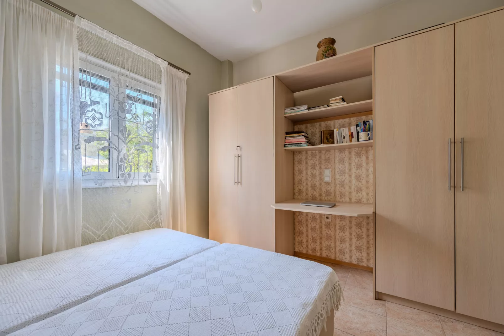 Gallery Home-Bedroom