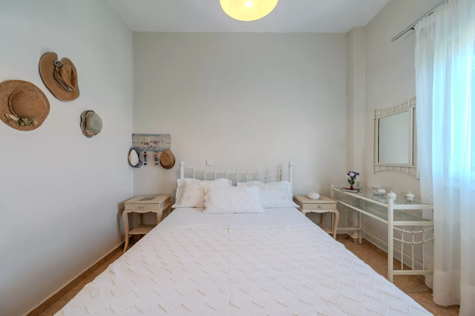 Gallery Home-Bedroom