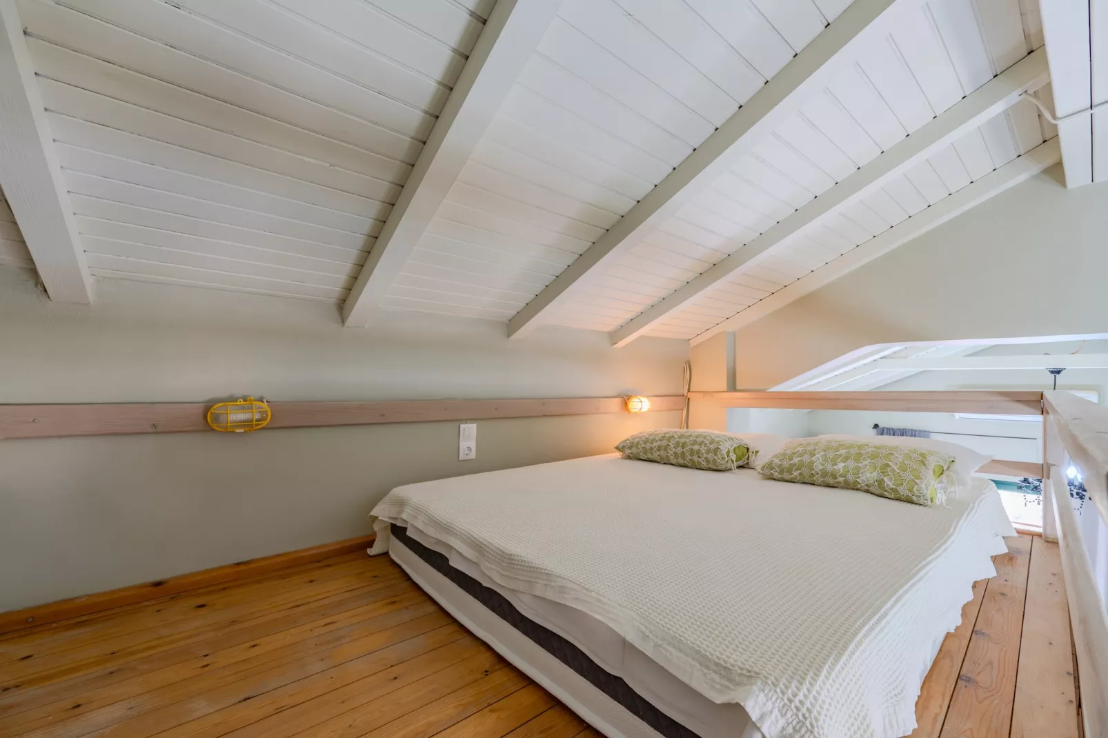 Gallery Home-Bedroom