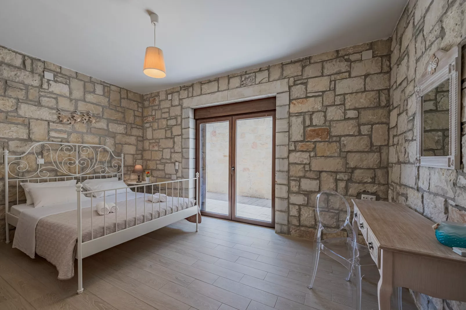 Petrina 3-Bedroom