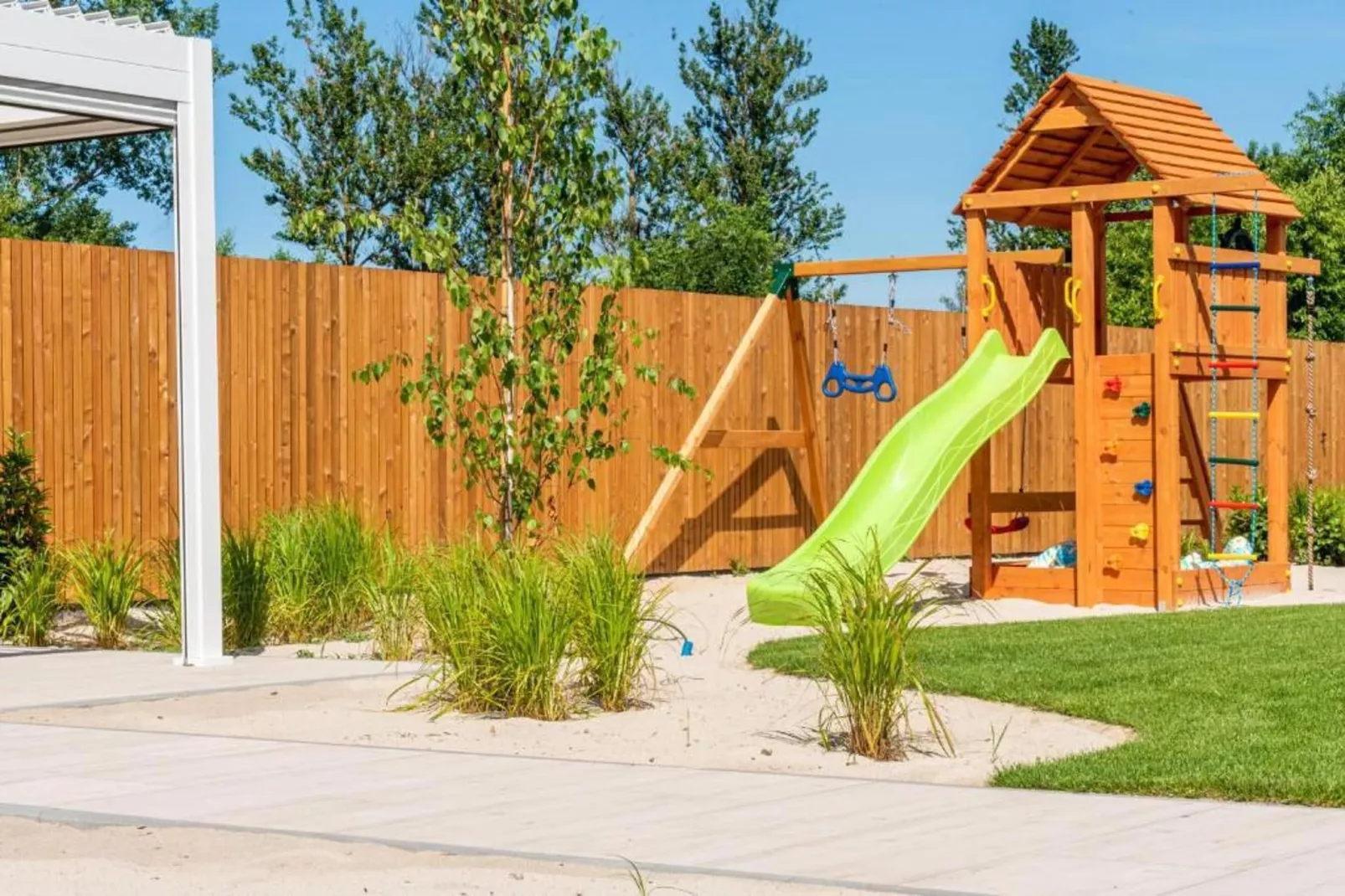 Apartament niedziela-niedziela dla max 4 osób Grzybowo-Gardens summer