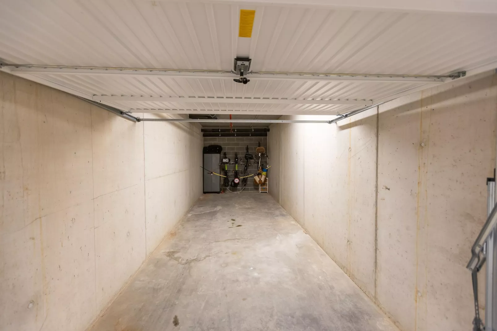 West Bay Blok D 0205-Facilities