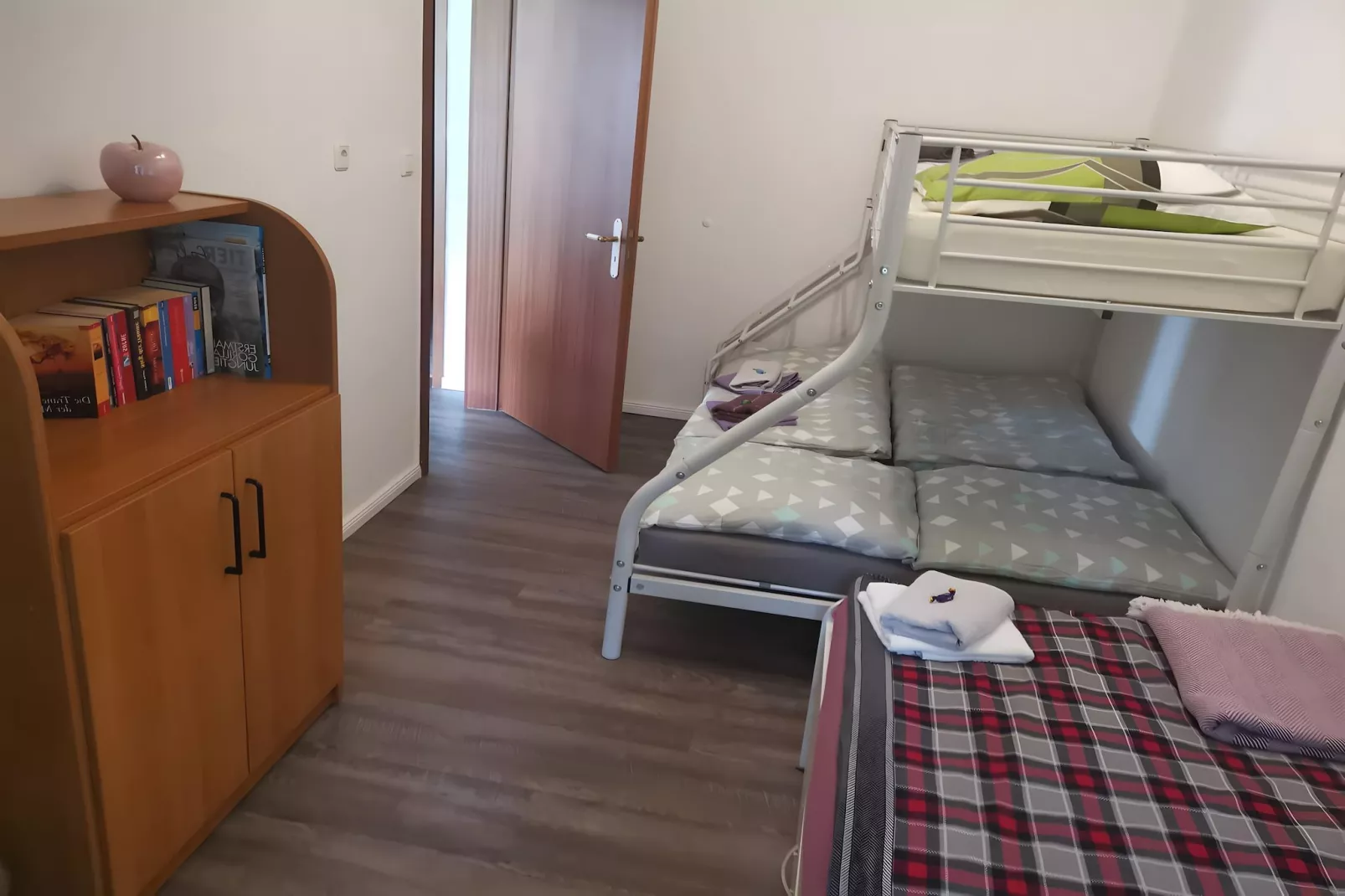 Ferienwohnung am Goldberger See-Bedroom