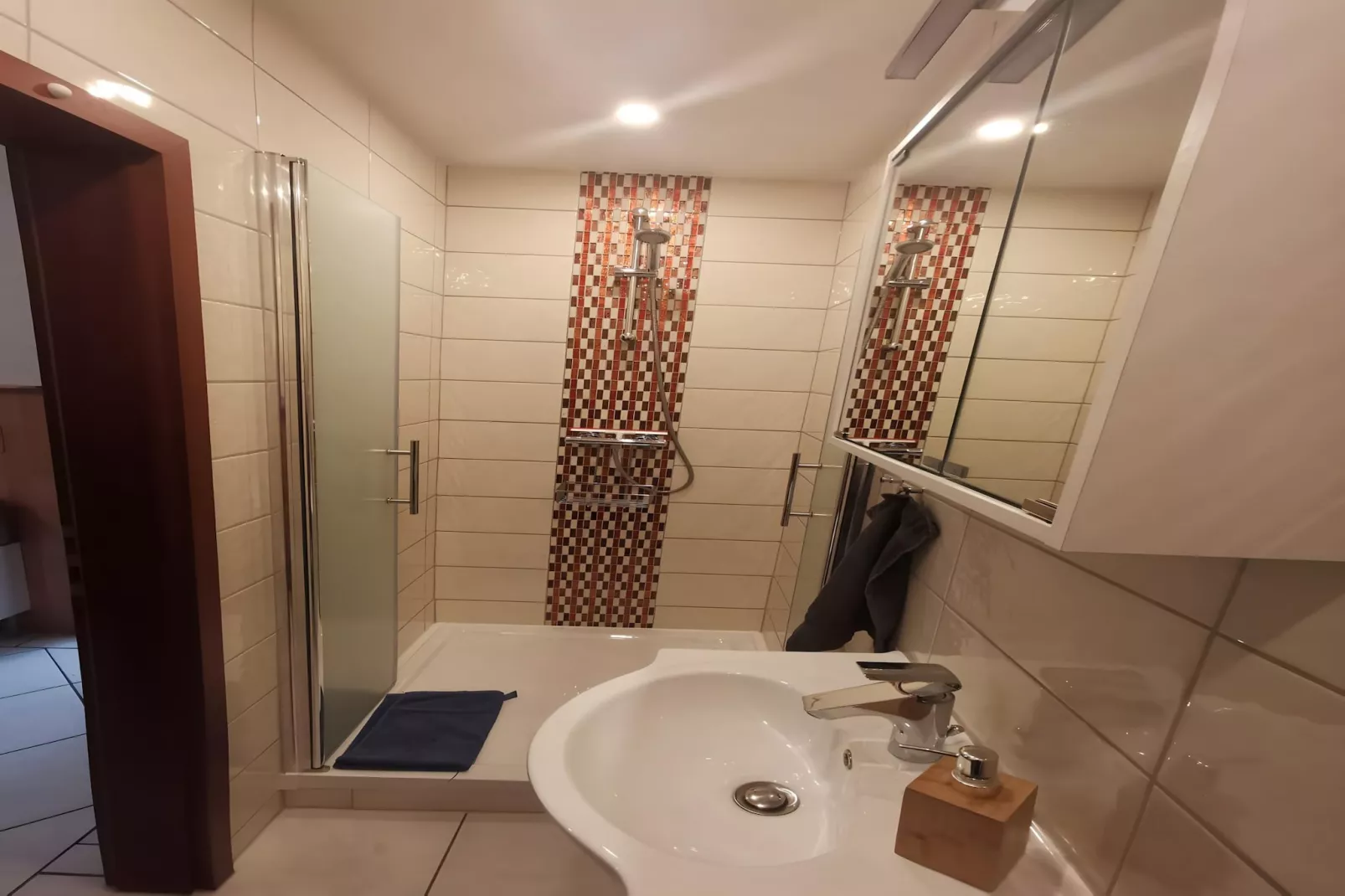 Ferienwohnung am Goldberger See-Bathroom