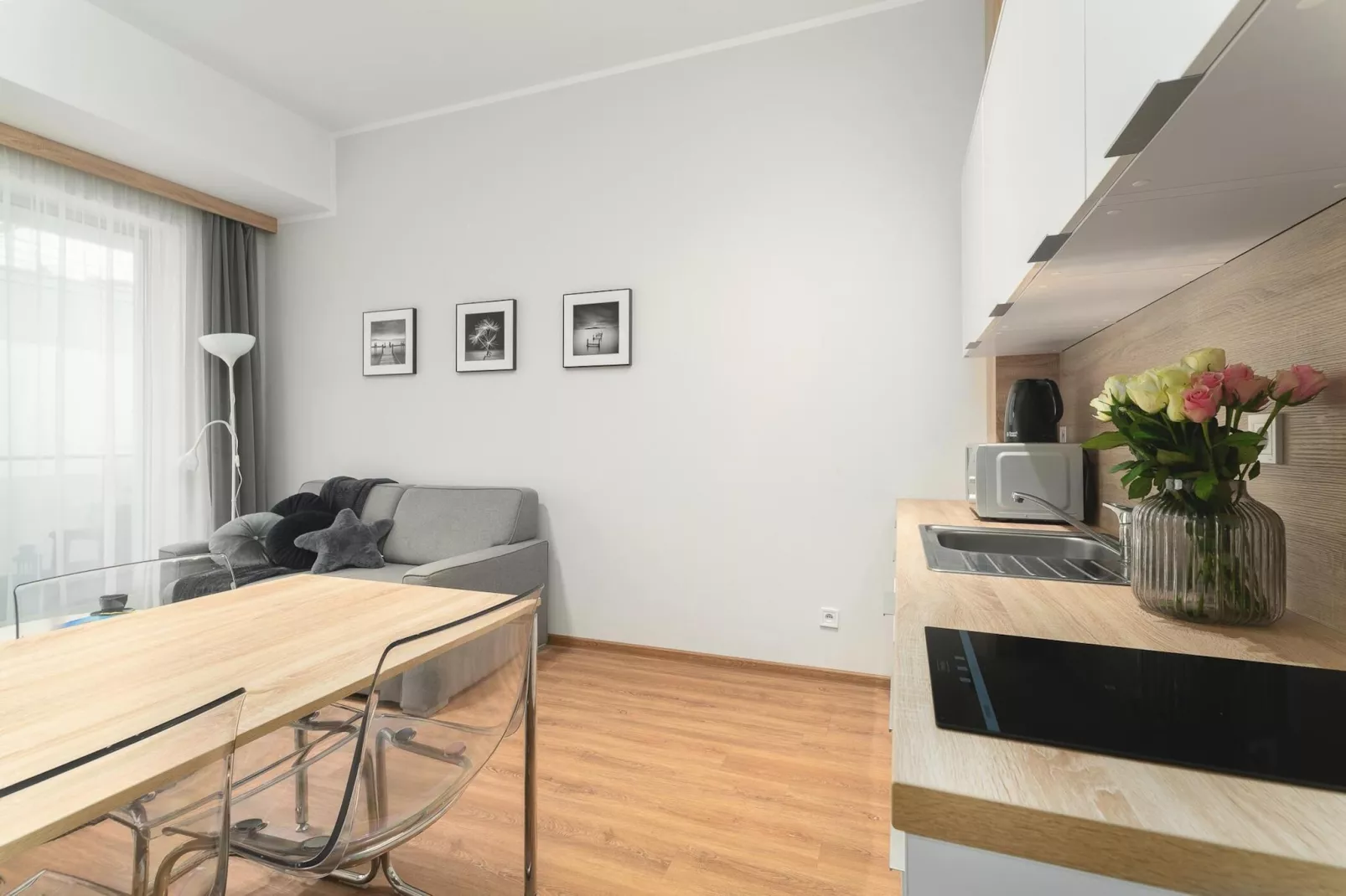 Apartament dla 4 osób Grunwaldzka 12c23 Pobierowo-Dining room