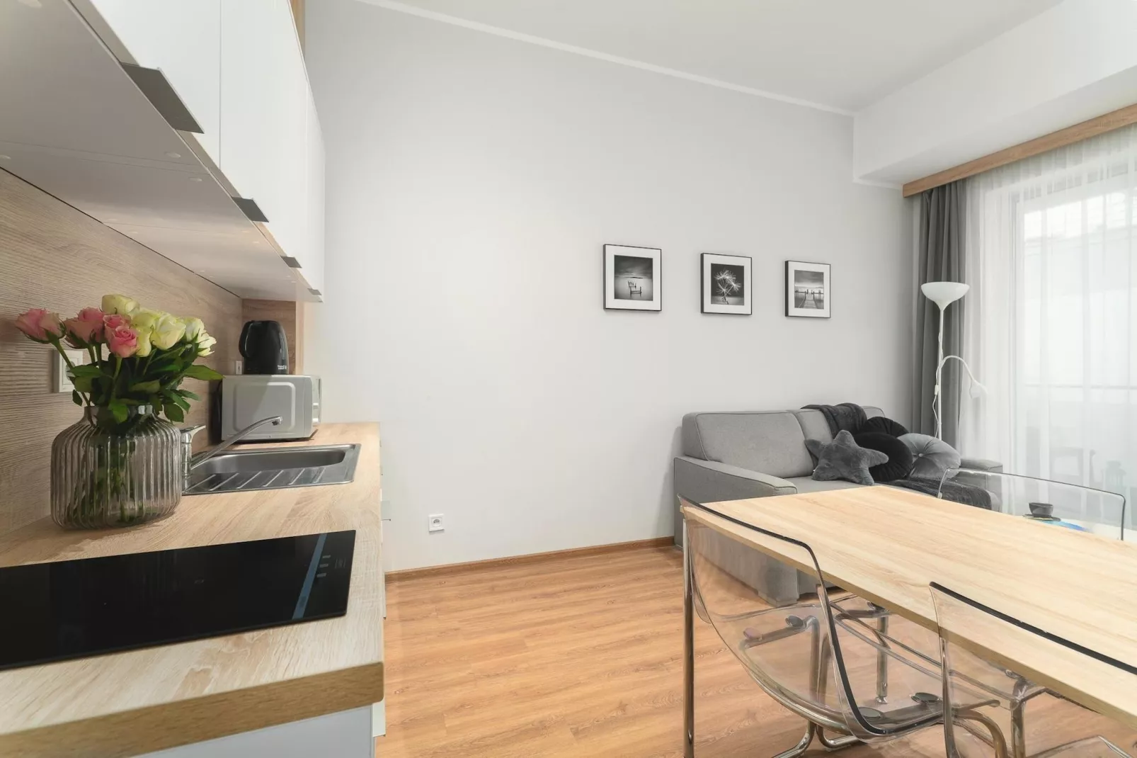 Apartament dla 4 osób Grunwaldzka 12c23 Pobierowo-Dining room