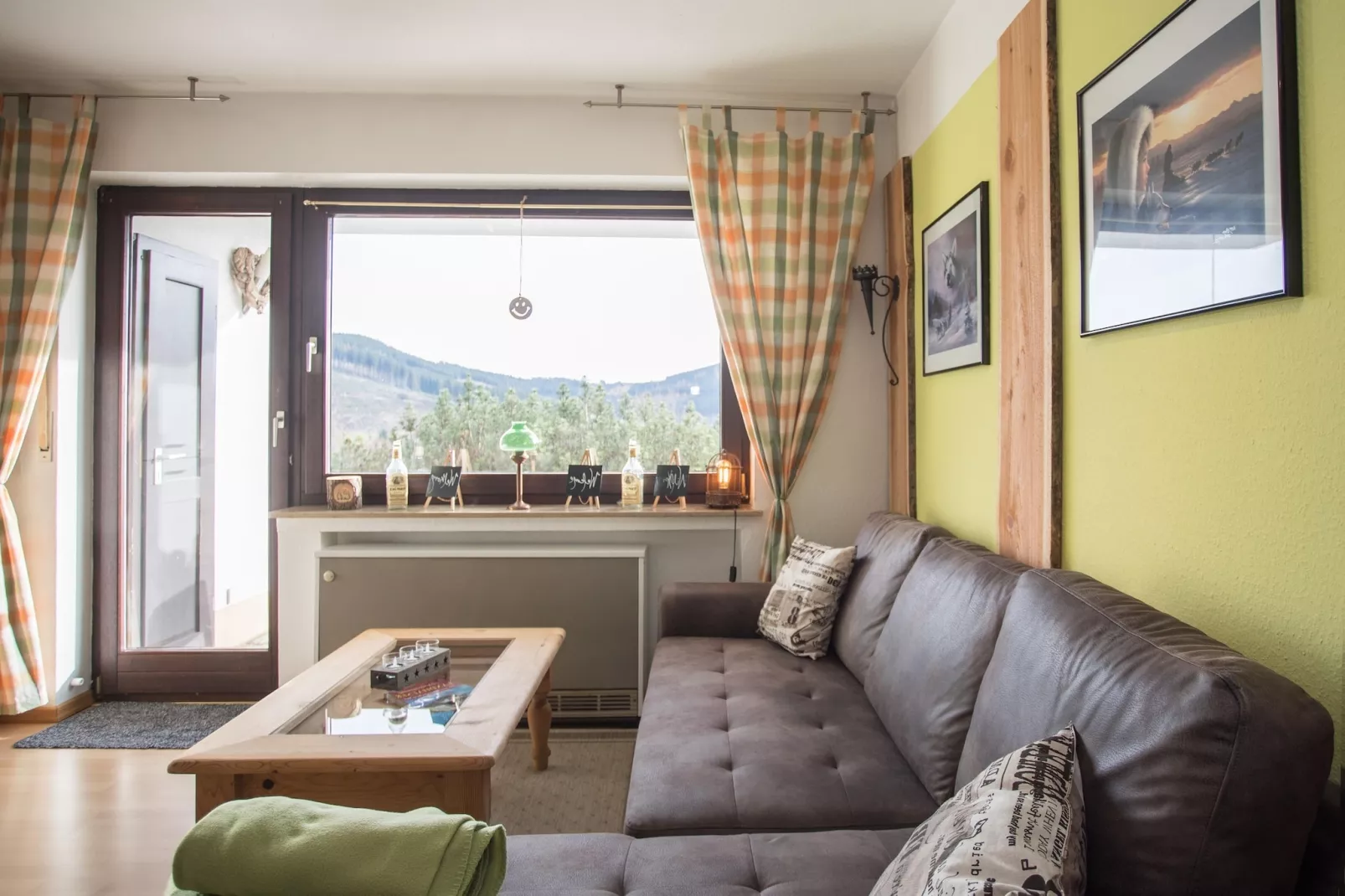 Am Bergelchen 22-Living room