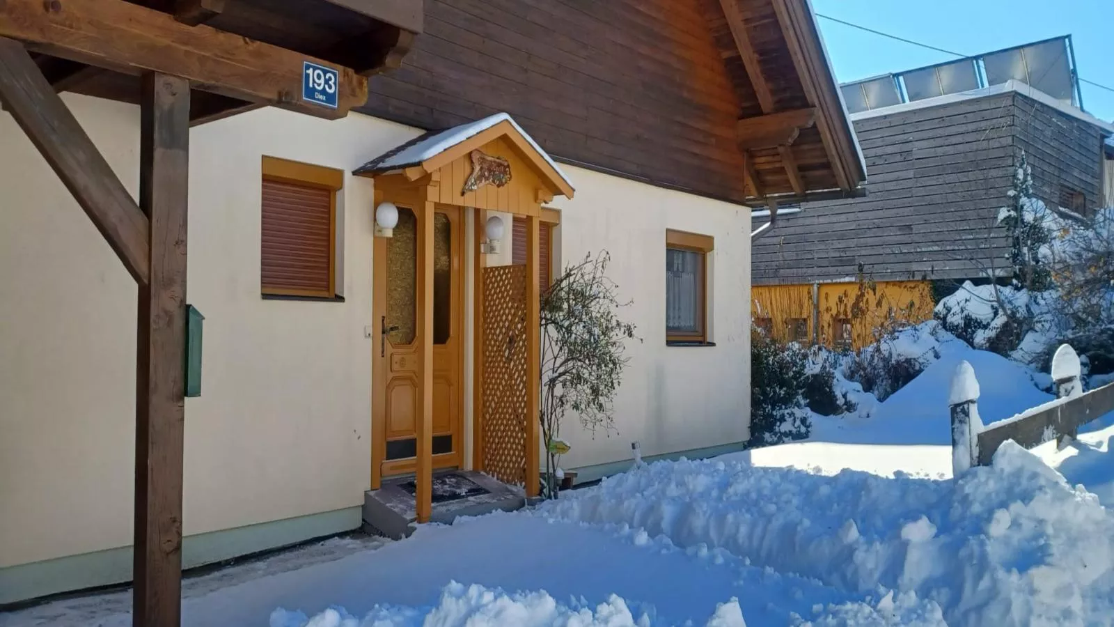 Landhaus zur Sonne-Exterior winter