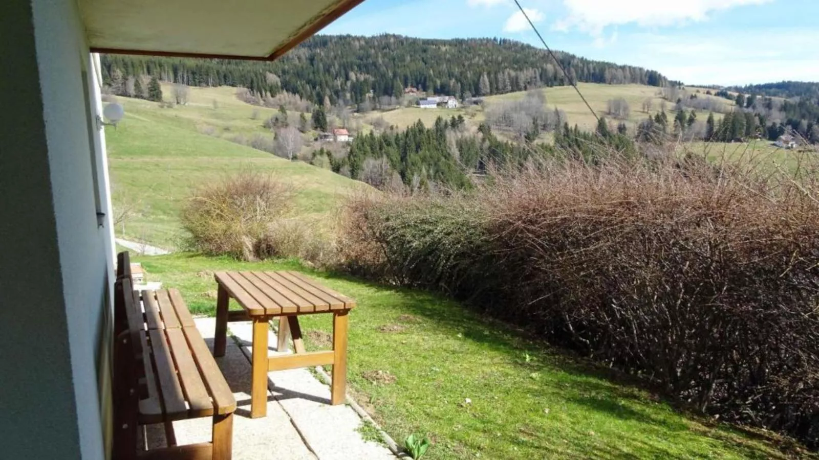 Landhaus zur Sonne-View summer