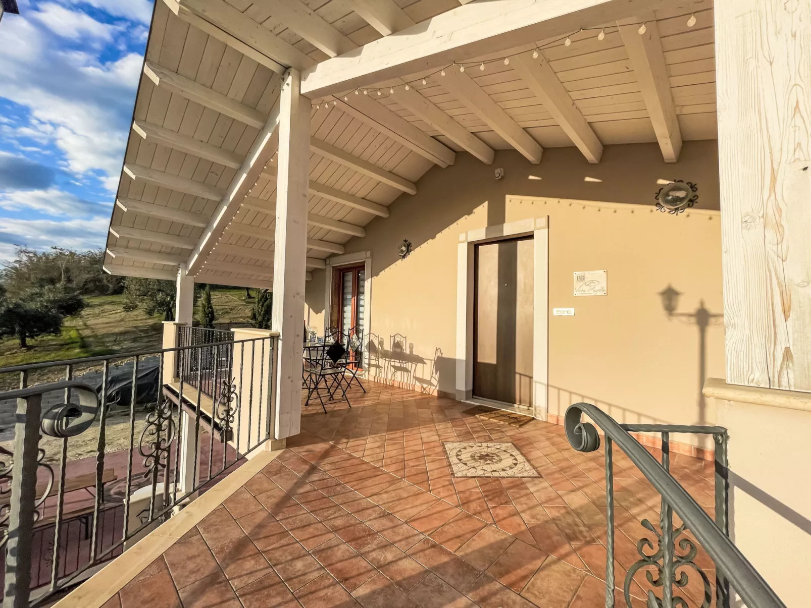 Vista Majella-Outside