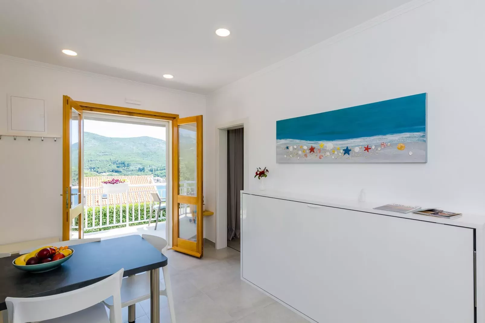 Apartments Sara (Molunat) - Superior One Bedroom Apartment with Terrace and Sea View-Dining room