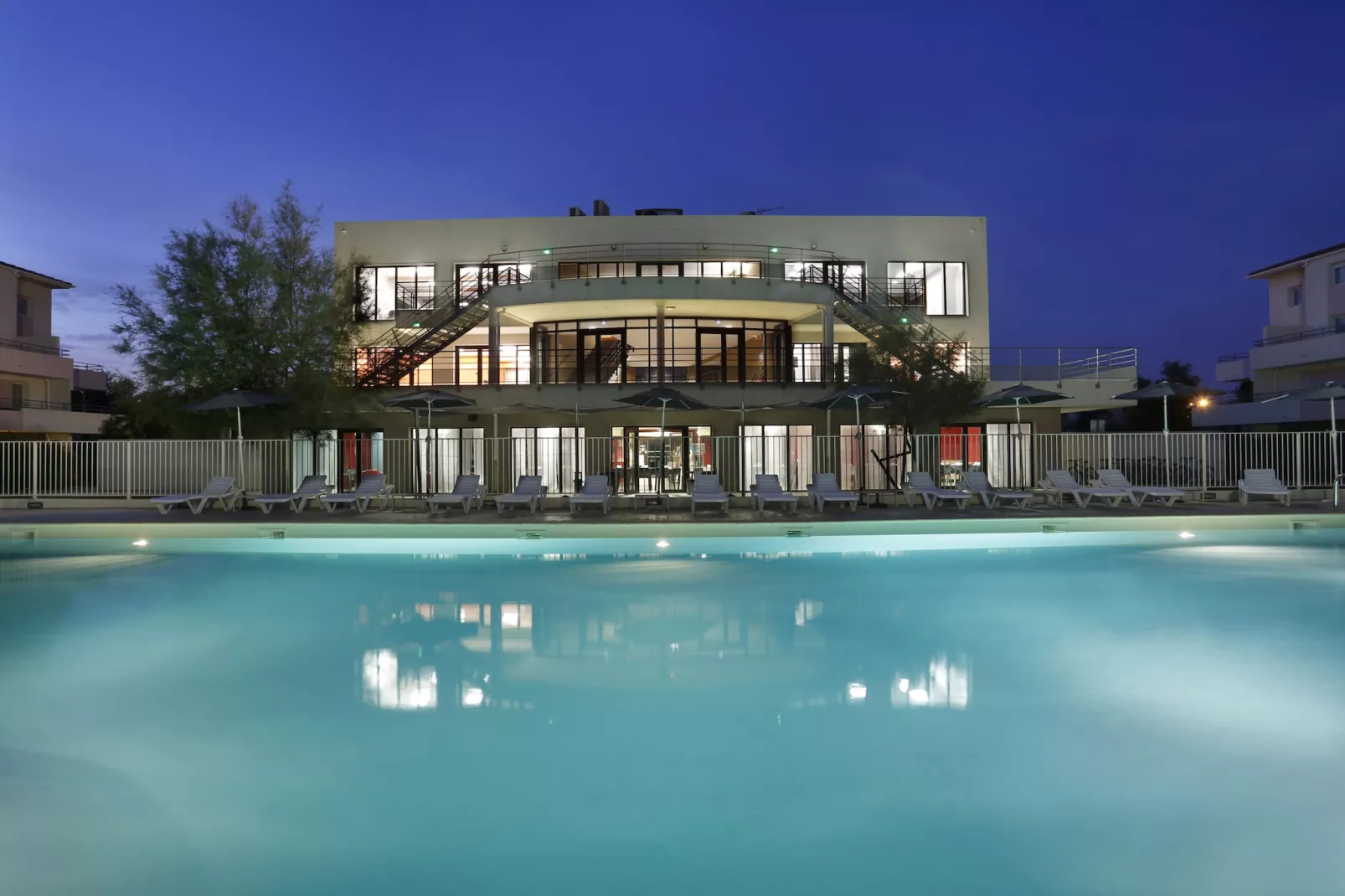 CAP CAMARGUE B N°28 - 2P4-Outdoor
