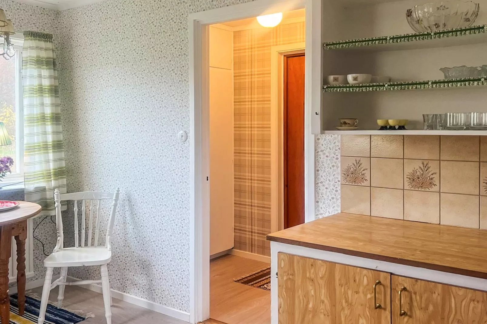 6 person holiday home in LÖNASHULT-Indoor