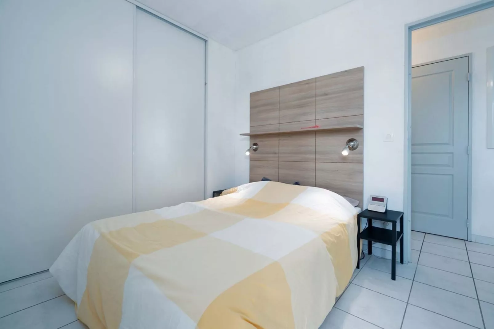 CAP CAMARGUE B N°28 - 2P4-Bedroom