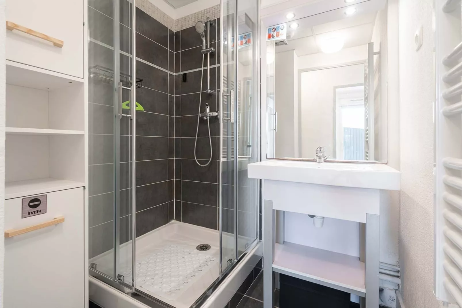 CAP CAMARGUE B N°28 - 2P4-Bathroom