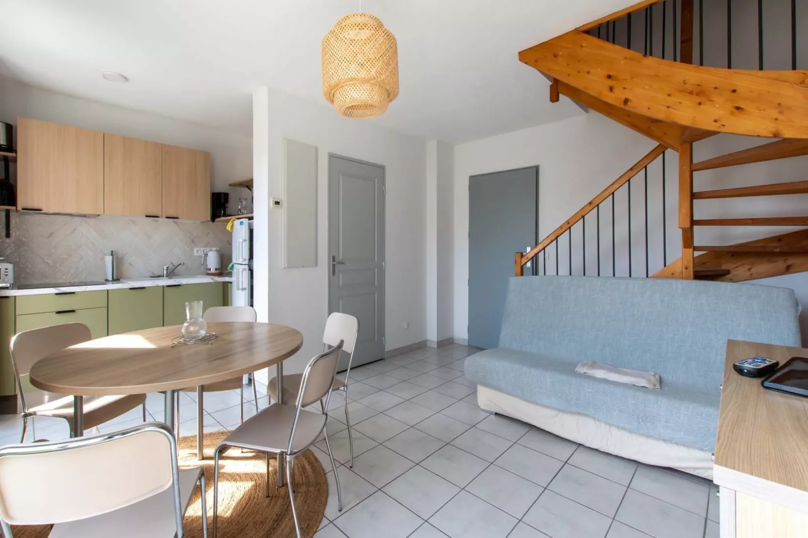 CAP CAMARGUE F N°123 - 3P7-Living room