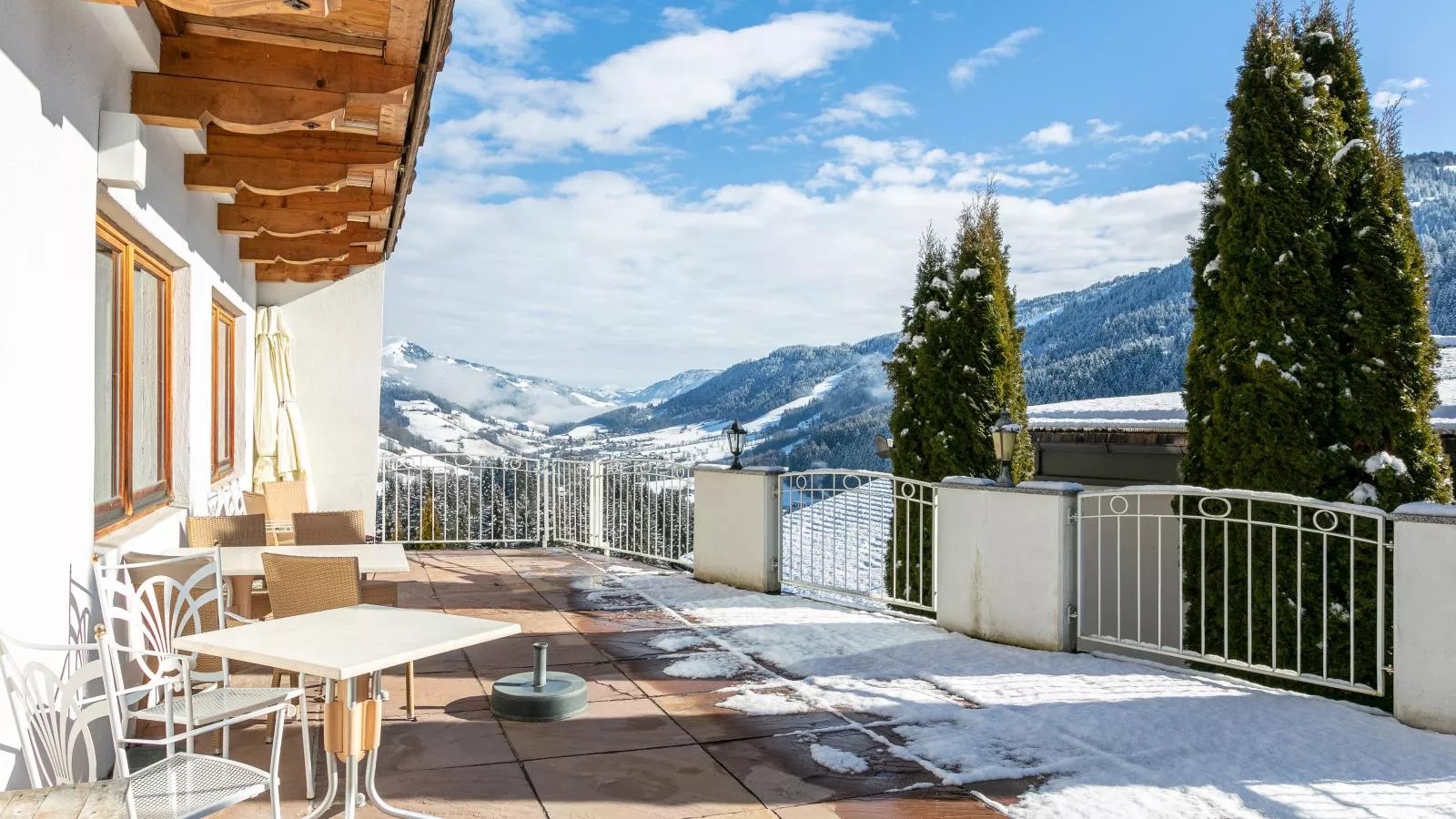 Sonnentanz 1-Terrace balcony