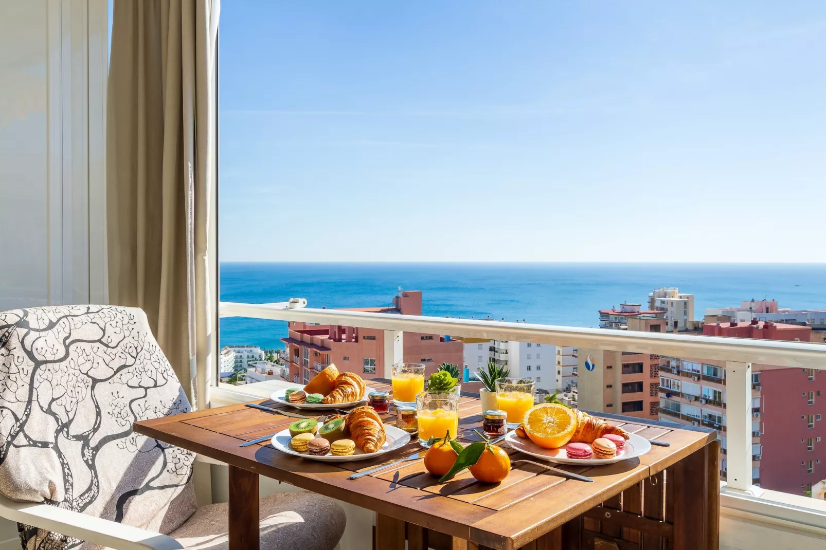 Manolo de SteraM Flats Torremolinos-View summer