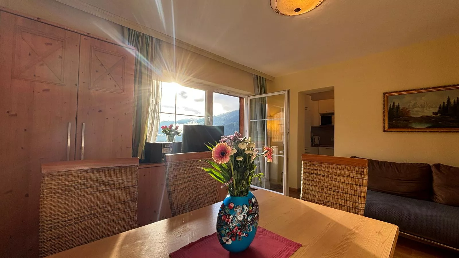 Sonnenschein 1-Living room