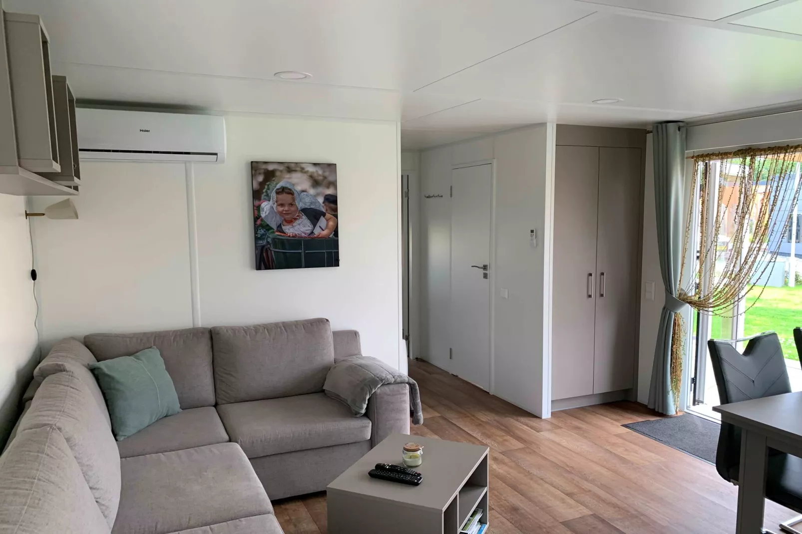 Vakantiepark Duinzicht 12-Living room
