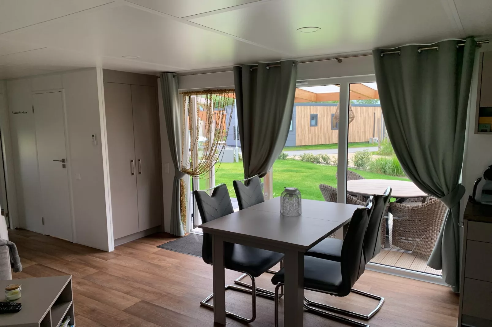 Vakantiepark Duinzicht 12-Living room