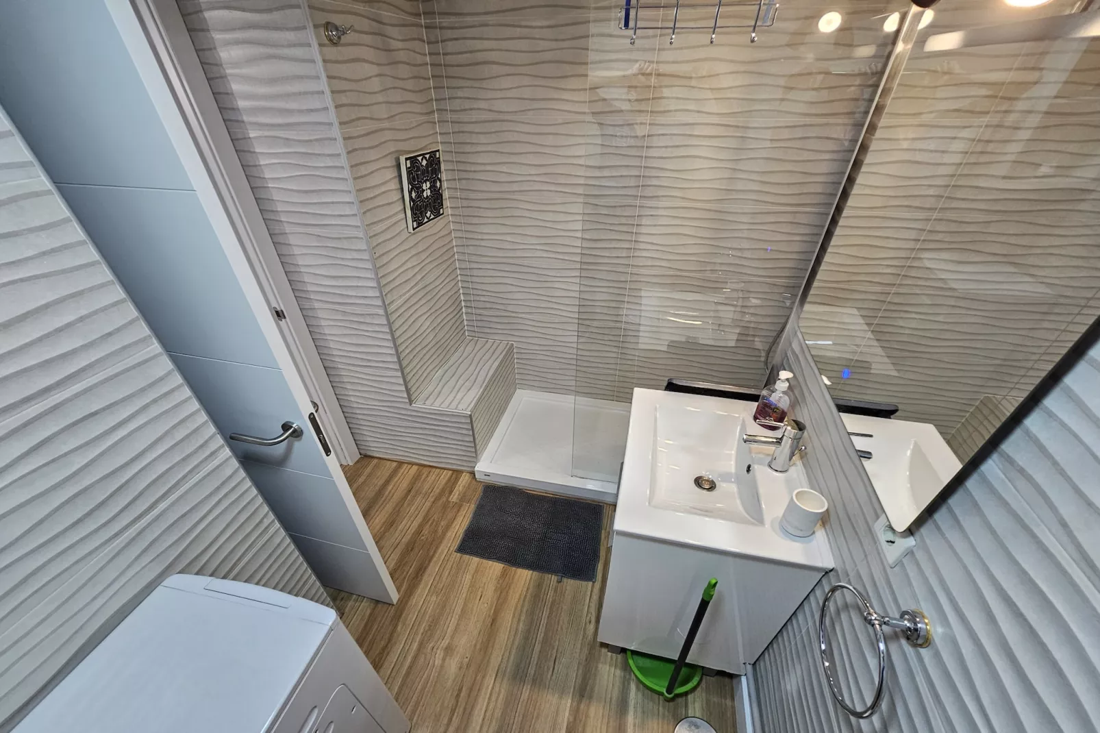 Paraty  de SteraM Flats Torremolinos-Bathroom