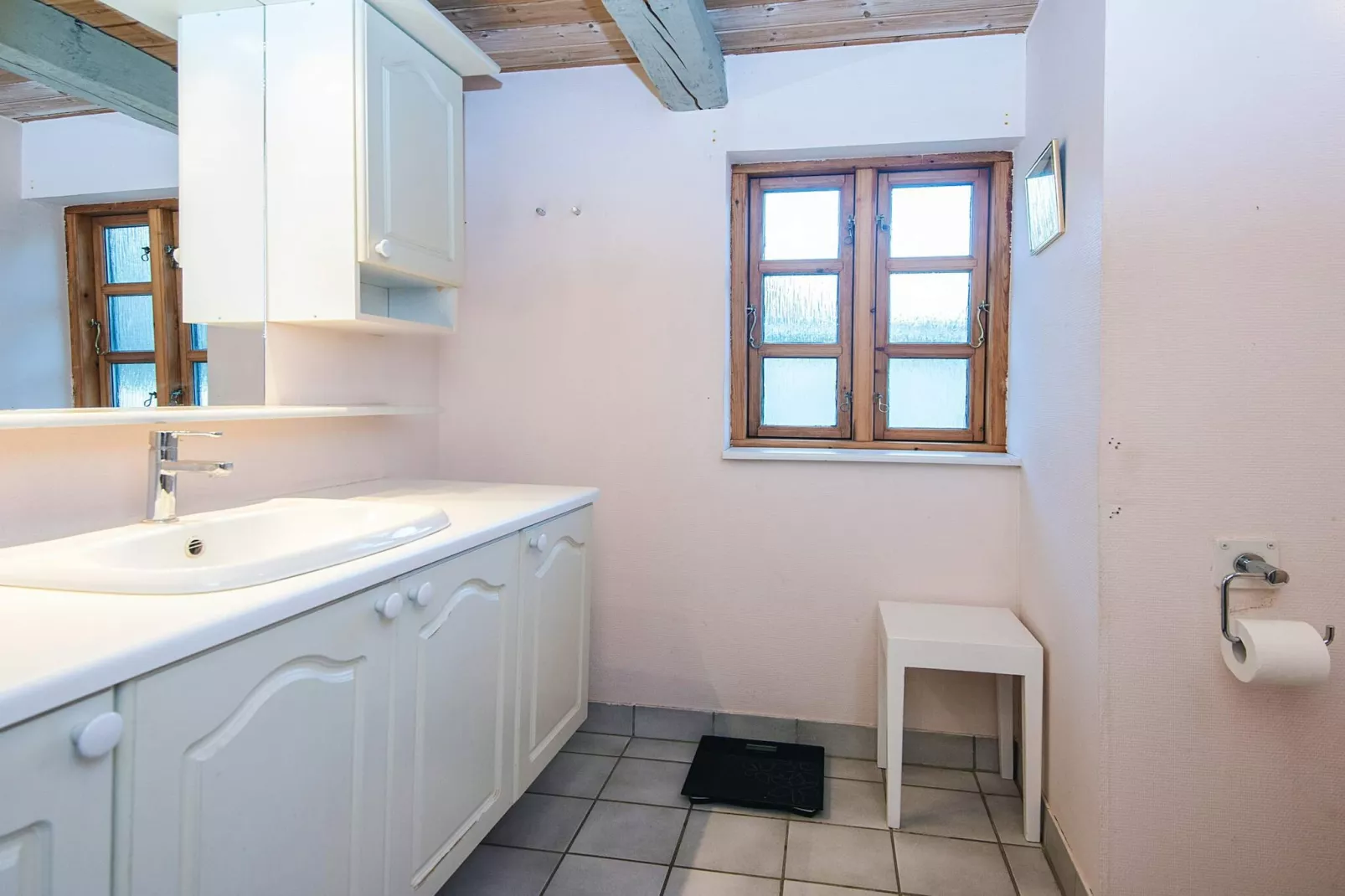 10 person holiday home in Glesborg-Indoor