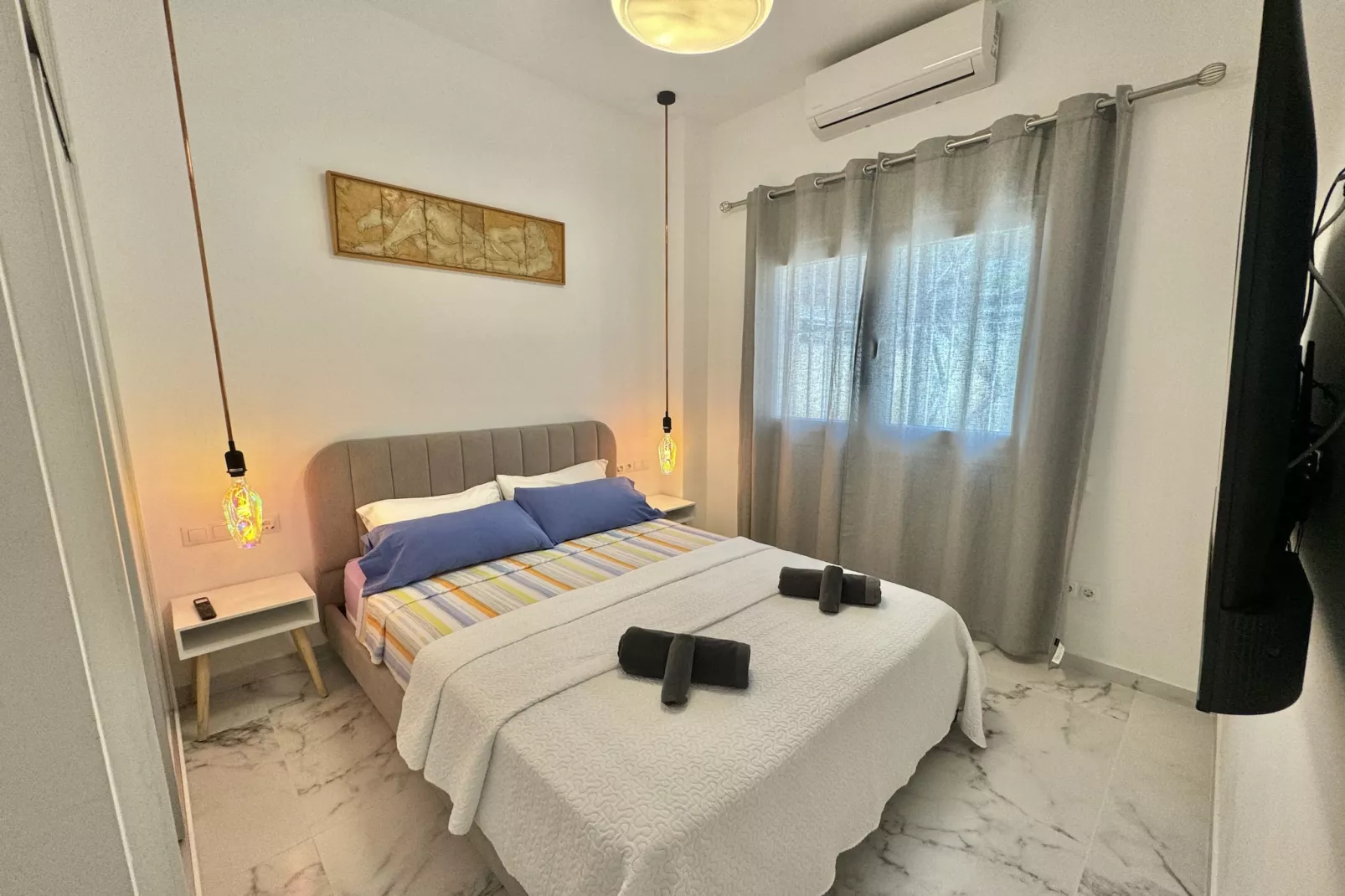 Salmon de SteraM FLATS Torremolinos-Bedroom