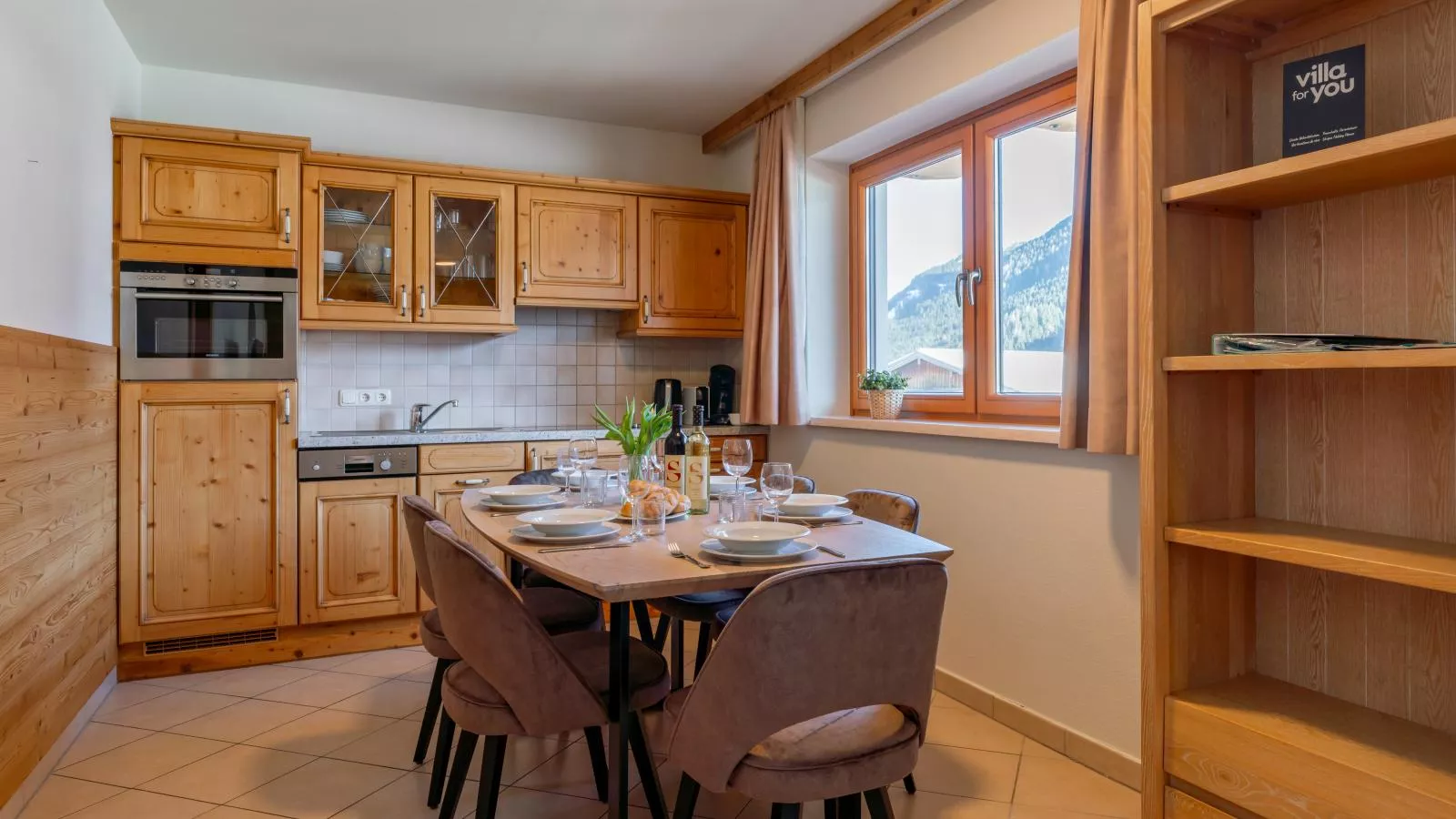 Panoramablick Ski in - Ski out-Esszimmer