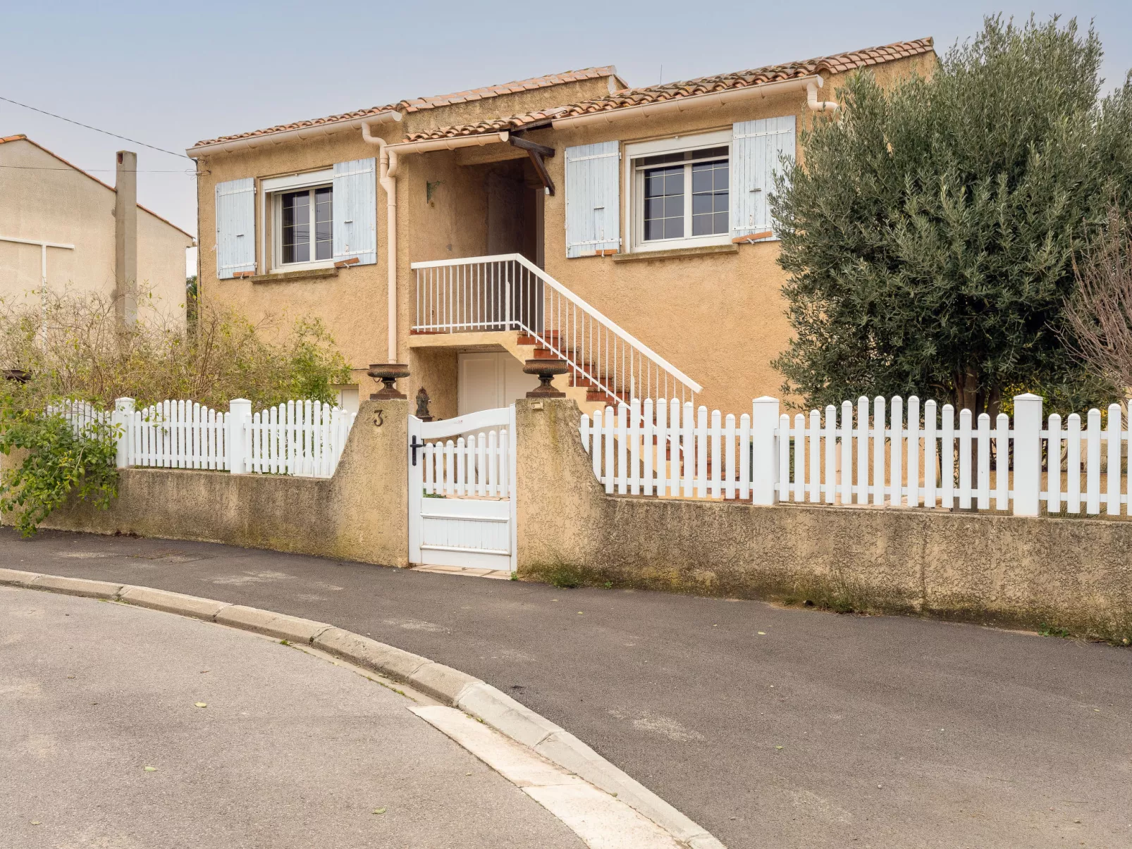 Maison Valandon-Outside