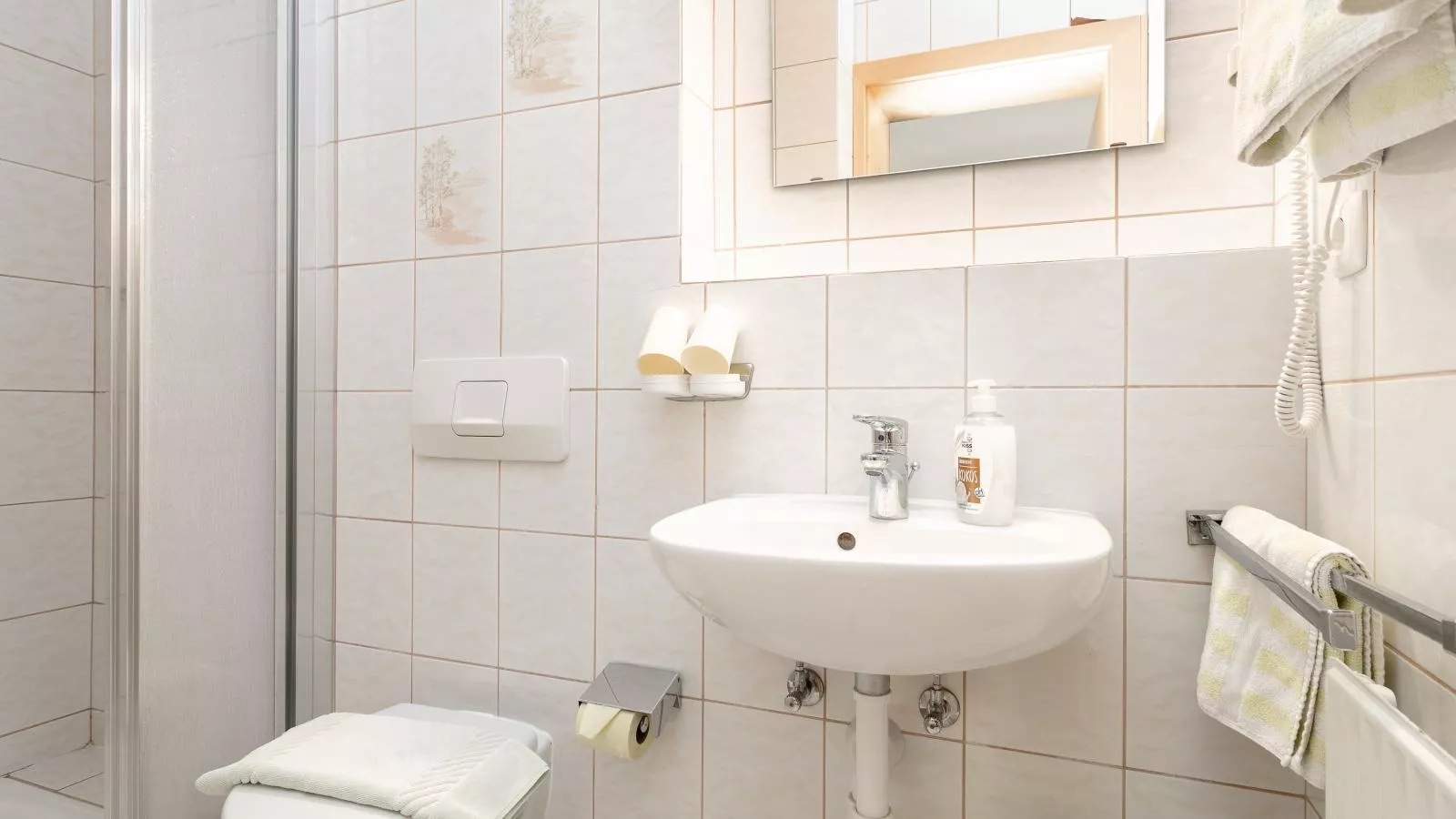 Sonnentanz 2-Bathroom