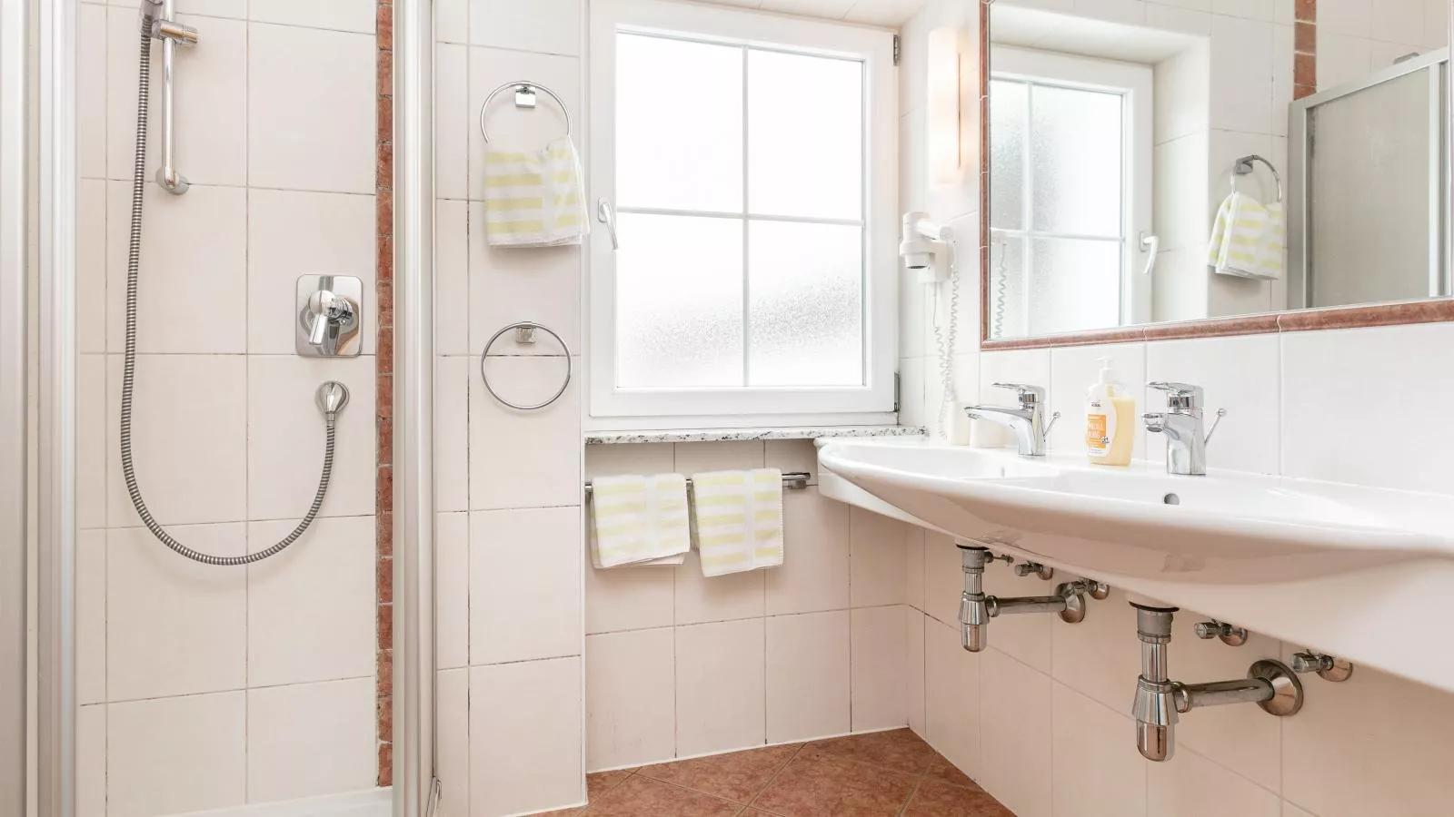 Zauberwinkel 2-Bathroom