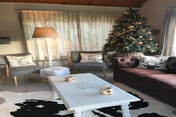 Coeur de Biche-Living room